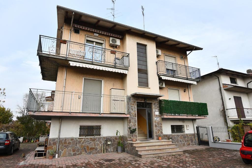 Affitti Turistici: Oasi Felice * Torrile